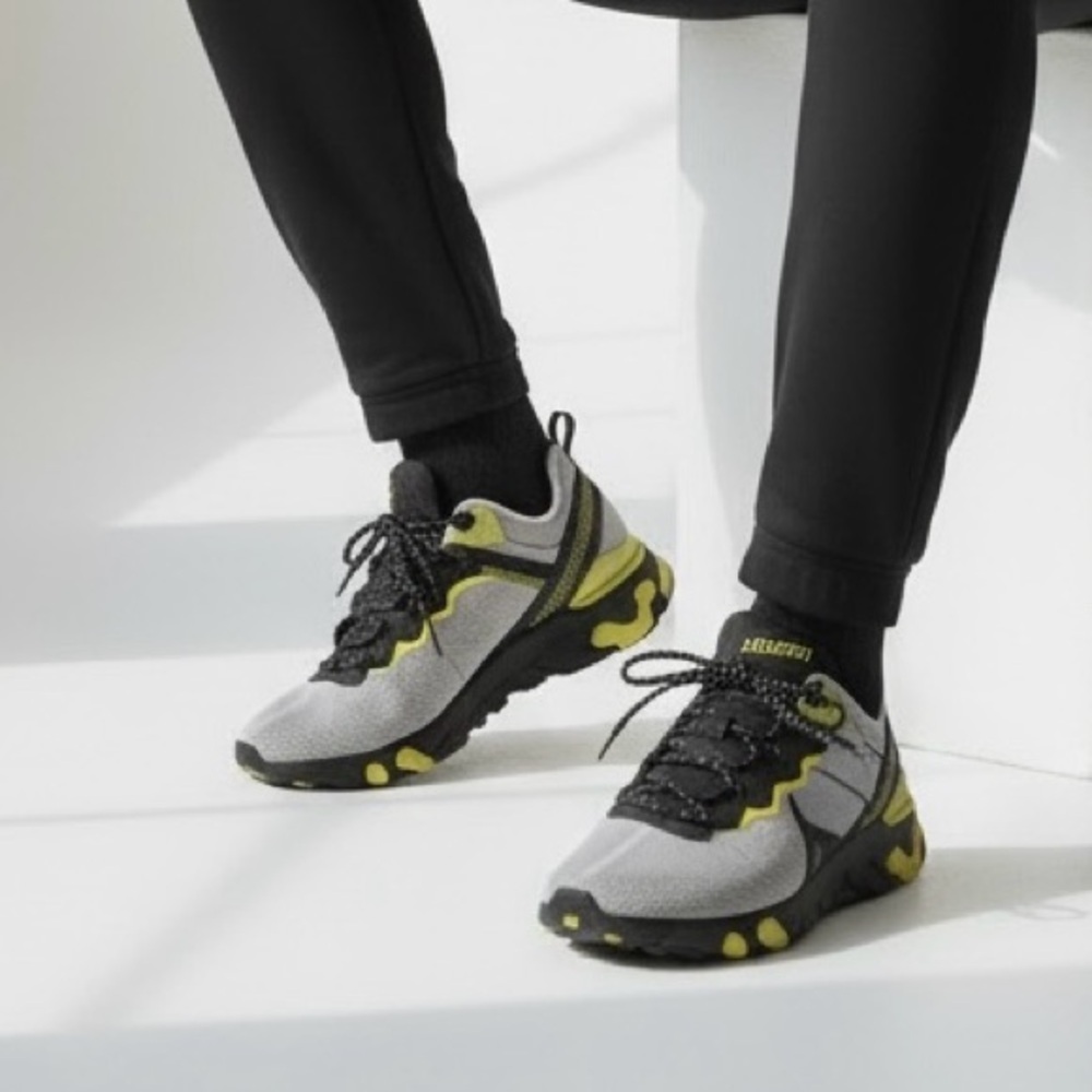 Nike REACT ELEMENT 55 ‘DYNAMIC YELLOW’
SNEAKERS
